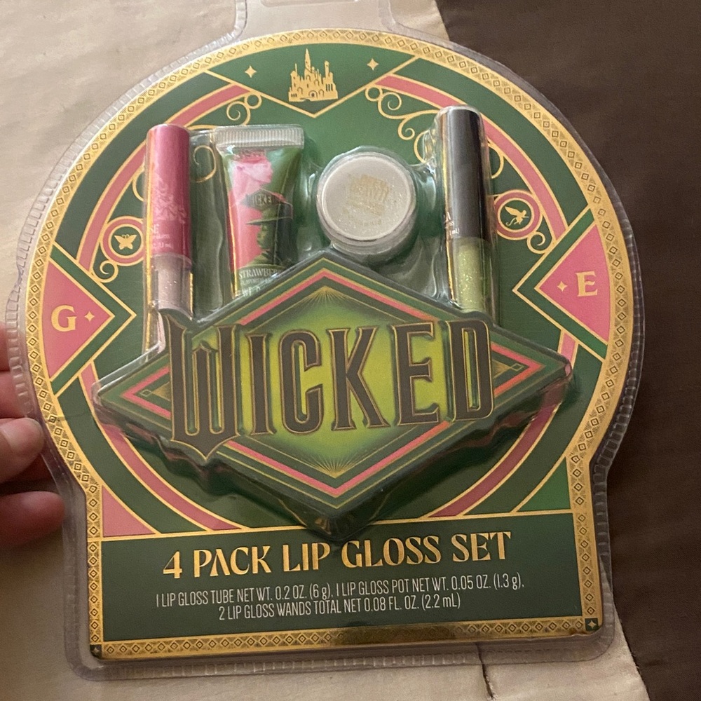Wicked 4 Pack Lip Gloss Set - Pink and Green